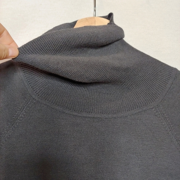 Talbots turtleneck Sweater Long Sleeve Shirt Gray Rayon Nylon Blend New Large - Picture 6 of 9